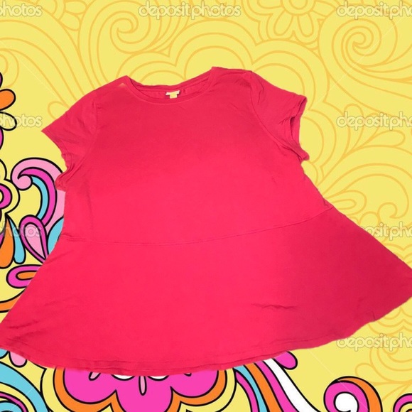 Tops - 💝Pink Peplum Style Top! 💗Dark Pink